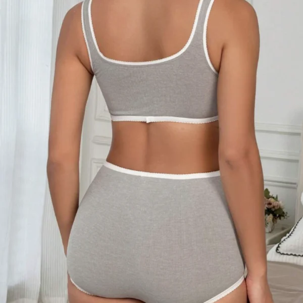 Conjunto de Roupa Íntima Simples para o Dia a Dia - Imagem 2